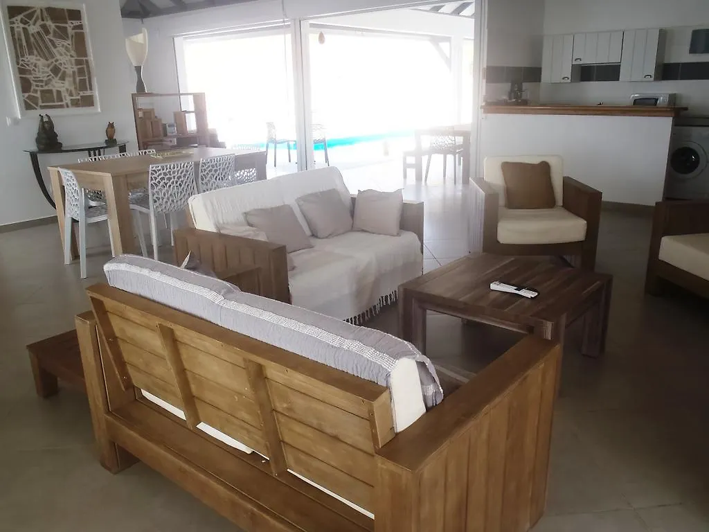 Grande Villa Avec Piscine Et Jacuzzi, Vue Mer Splendide, Proche Des Plages De Grand Anse Et De L'Anse Rodrigue, Tres Calme, Sans Vis-A-Vis Terre-De-Haut